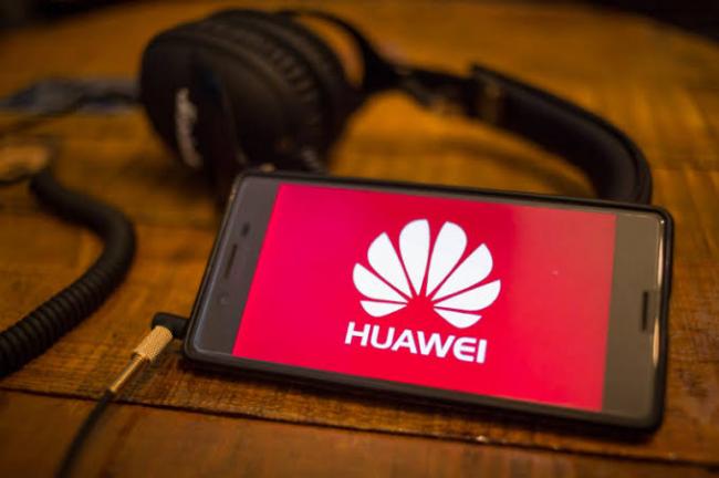 Harga Huawei P30 Pro Anjlok 30 Persen